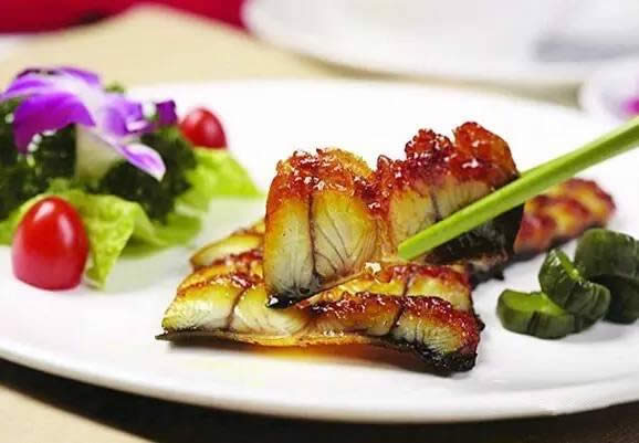 【粵菜】脆香叉燒鰻魚.jpg