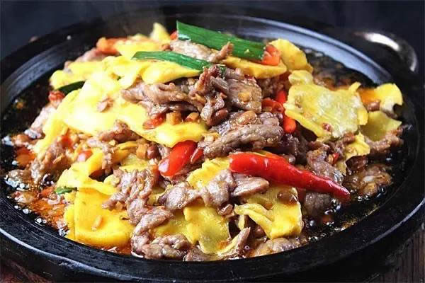 【創新菜】石板筍干牛肉
