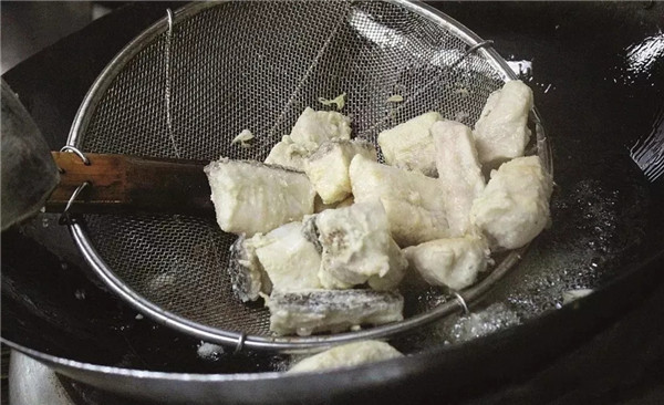 【粵菜】蒜香炆魚肉