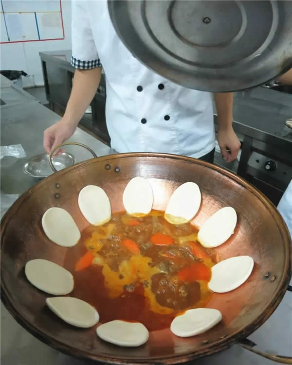 【熱賣菜】銅鍋藏羊肉