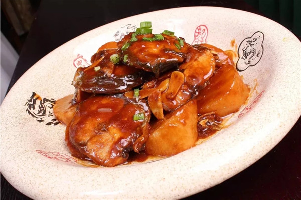 【家常菜】蘿卜鲅魚