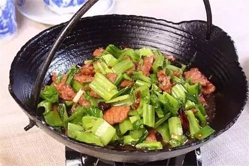 【家常菜】鐵鍋芥菜牛肉