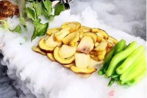 冰封牛肝菌