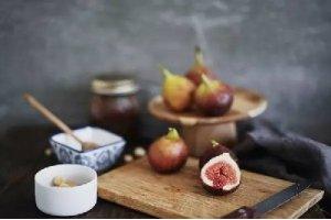 每一顆無花果里都有一只死黃蜂？