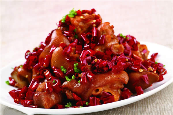 【創(chuàng)新湘菜】風(fēng)味辣子豬手.jpg