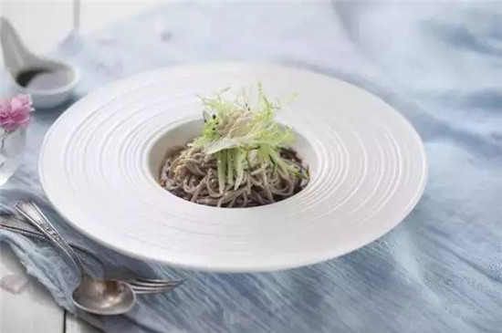【涼菜】酸辣肉絲蕎麥面