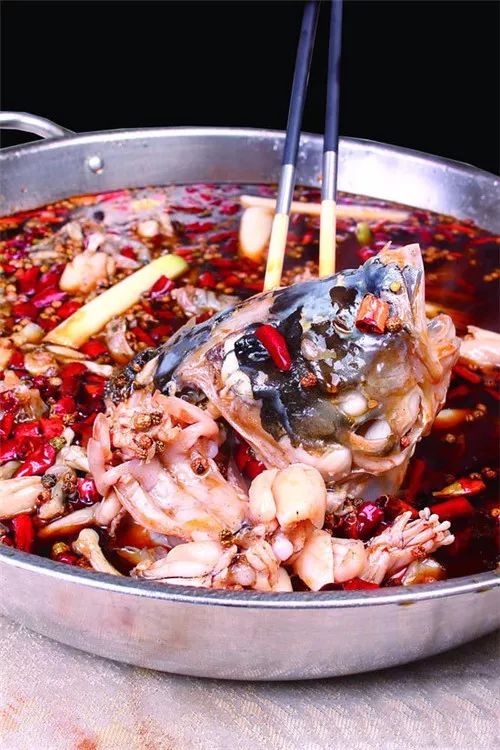 【川菜】美蛙魚頭火鍋