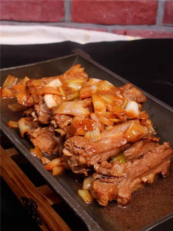 【熱賣菜】蔥香鹵排骨