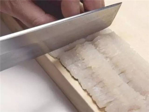 鰻魚要被日本人吃光了？每斤竟然賣到1.5萬美金！