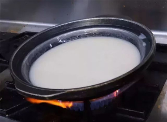 【創新粵菜】原味砂鍋魚飯
