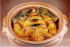 瓦缽汗蒸雞