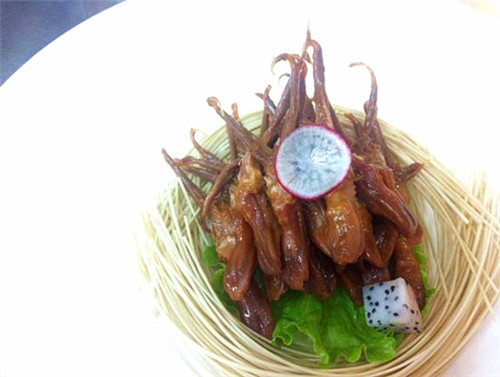 【創新菜】飄香醬鴨舌