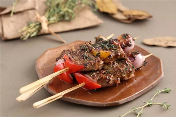 【創意菜】黑椒安哥斯牛肉串
