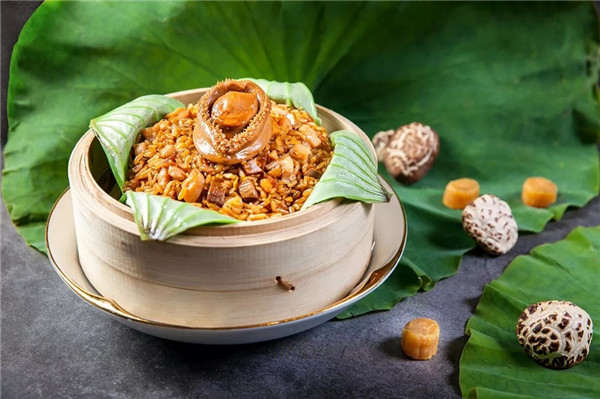 【粵菜】鮑魚荷葉飯