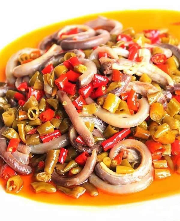 【創(chuàng)新菜】泡椒豬沖