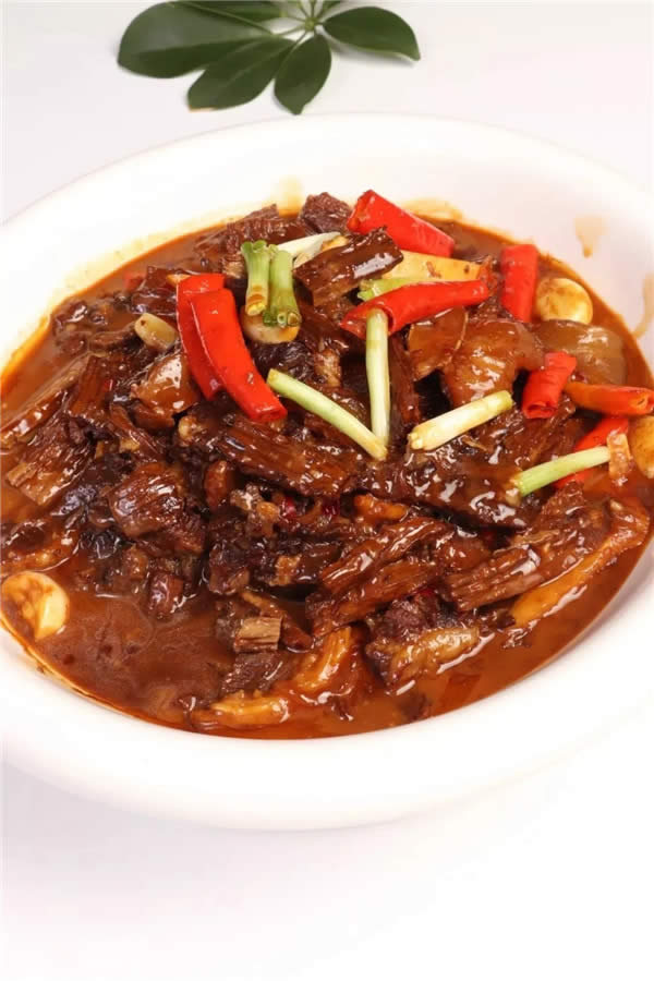 【家常菜】黑腐竹燜牛腩