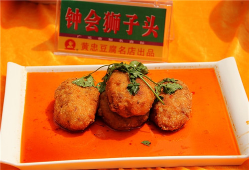 這種豆腐可以做出200+道菜，口味各異，實為四川一絕！