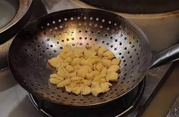 【鄉(xiāng)土菜】面塊煮雞腎