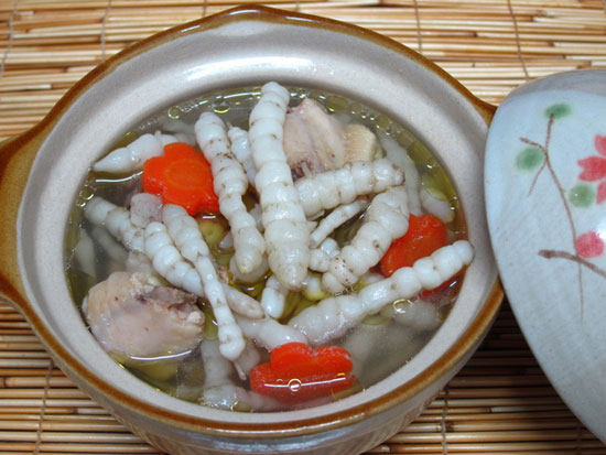 蟲(chóng)草參燉雞湯的做法