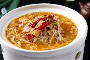 特色酸湯金菇肥牛