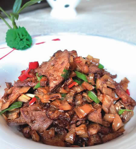 【熱賣菜】帶皮肉炒豬肝