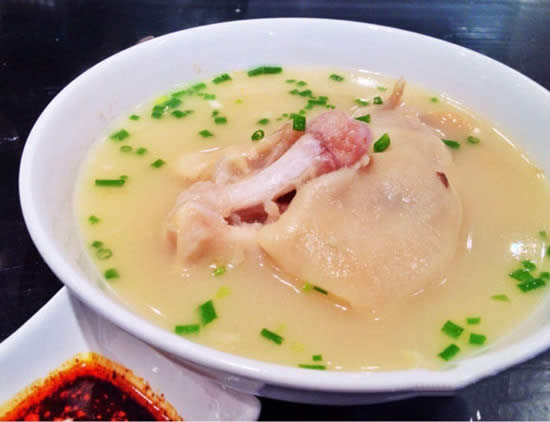 【湘菜】白云豆肘子湯