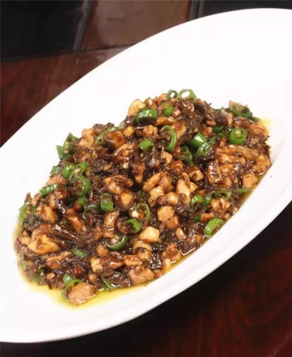 【熱賣(mài)菜】芽菜碎米雞（圖解）
