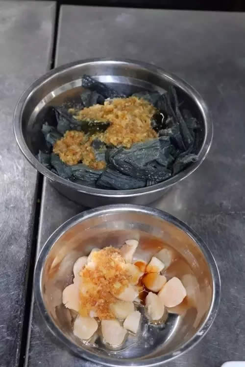 【家常菜】蒜蓉黑腐竹蒸帶子