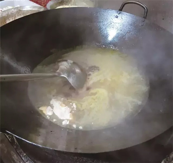【熱賣菜】美蛙魚頭火鍋