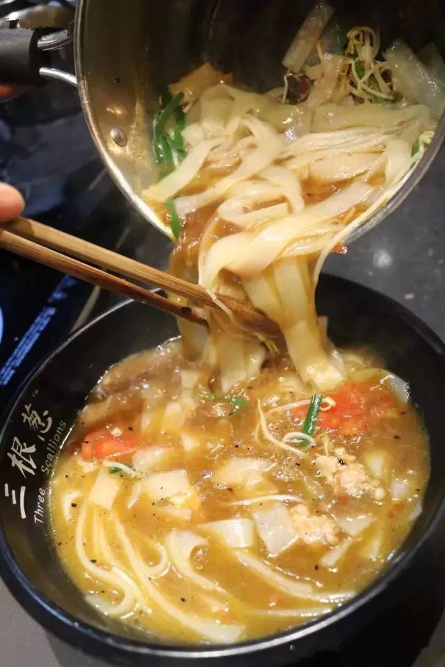 【特色面食】晉寧燒辣子卷粉