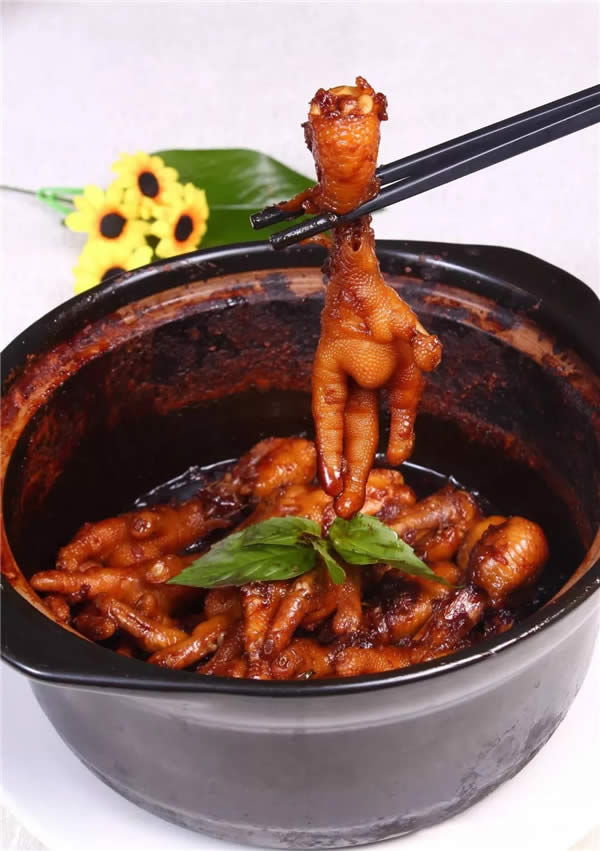 【家常菜】秘汁煲淋鳳爪