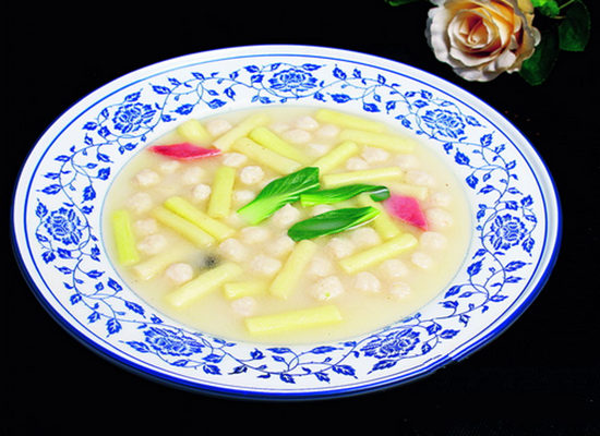 【魯菜】奶湯蒲菜魚丸.jpg