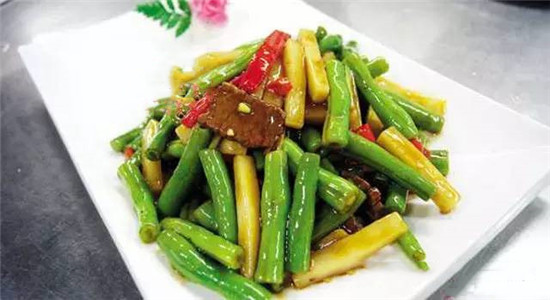 【鄉土菜】豆王燒年糕