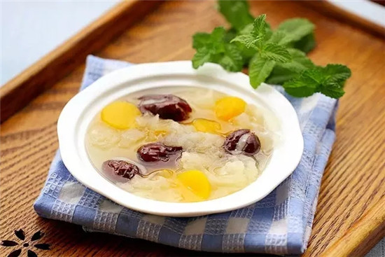 【中點(diǎn)】南瓜銀耳湯