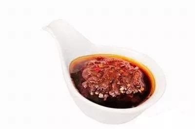 【創(chuàng)新菜】招財鮮香魚頭皇