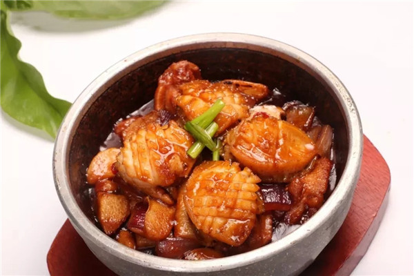 【熱賣菜】鮑魚燜貴妃雞翅