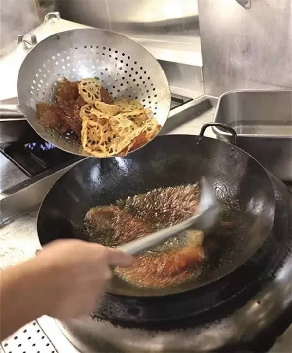 【改良菜】燈影牛肉