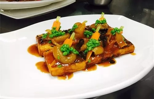【粵菜】花膠菌皇肉汁扣自制豆腐