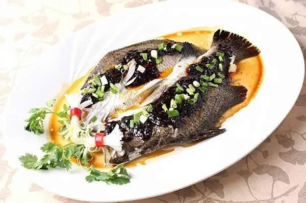 【創(chuàng)新菜】港式豆豉蒸游龍斑