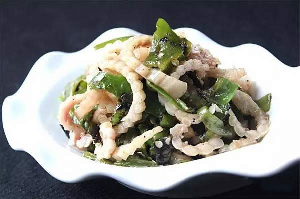 【創(chuàng)新菜】燒椒豬天梯