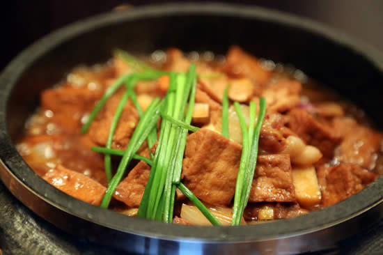 【農家菜】石鍋紅燒籃豆腐