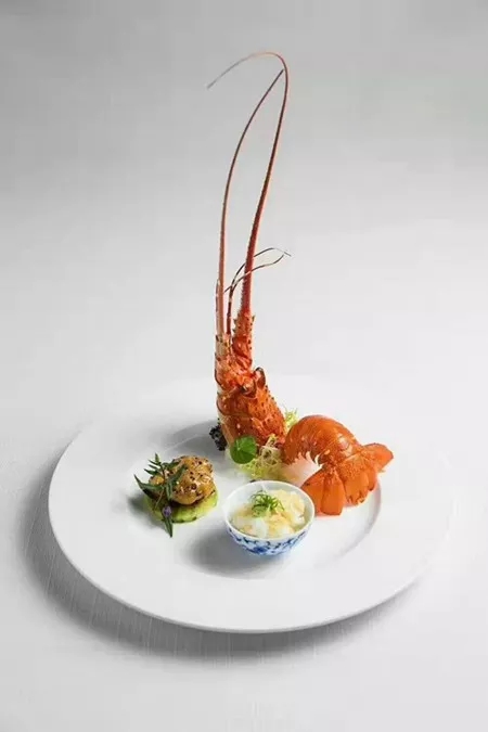 【創新粵菜】雙味焗澳洲深海龍蝦仔