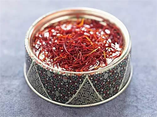 真假藏紅花，教你辨別它！