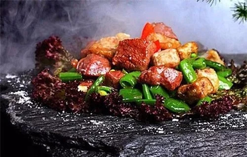 【融合菜】鵝肝香草牛肉