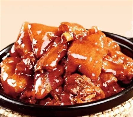 【熱賣菜】排骨燒粽子