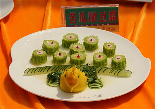 這種豆腐可以做出200+道菜，口味各異，實為四川一絕！