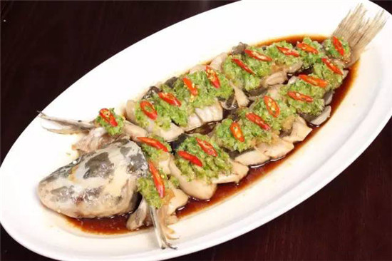【招牌菜】姜茸蒸鮰魚