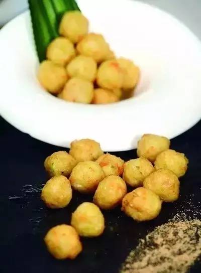 【創(chuàng)新菜】招牌蔥香丸子