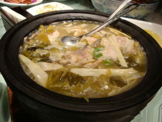 酸菜石鍋雅魚