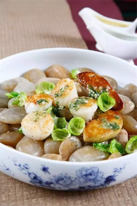 【粵菜】石烹西班牙帶子香草汁法國鵝肝 
